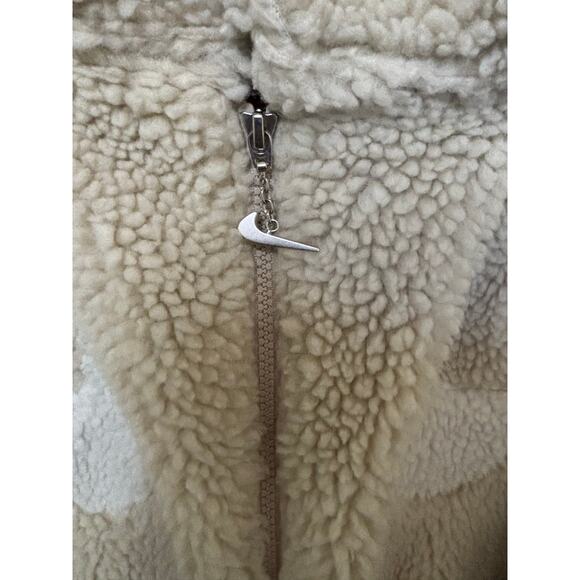 Women’s Nike Beige Fleece Sherpa Sail Off Full Zip Swoosh Oversized, size 2X 3X - Picture 3 of 6